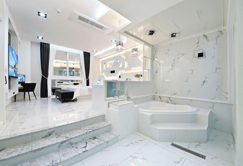 Haman Best Self Check In Motel