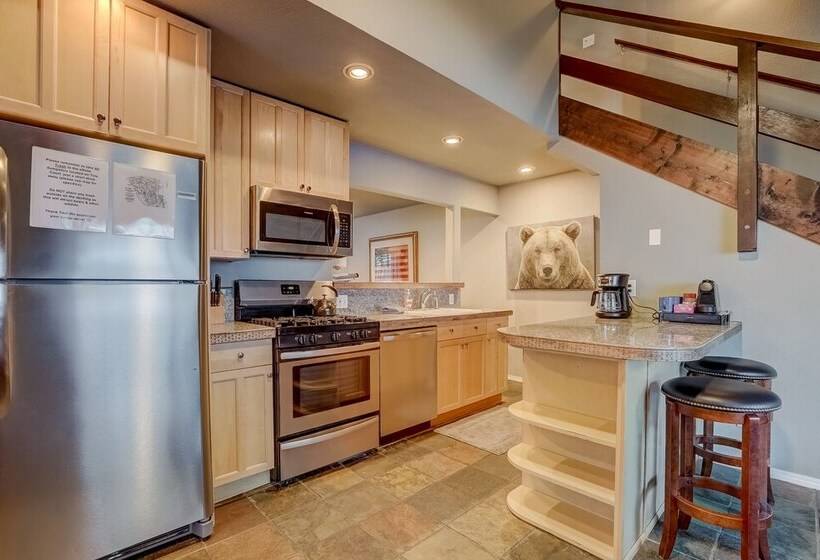 Heavenly Haven Near Boulder Lodge