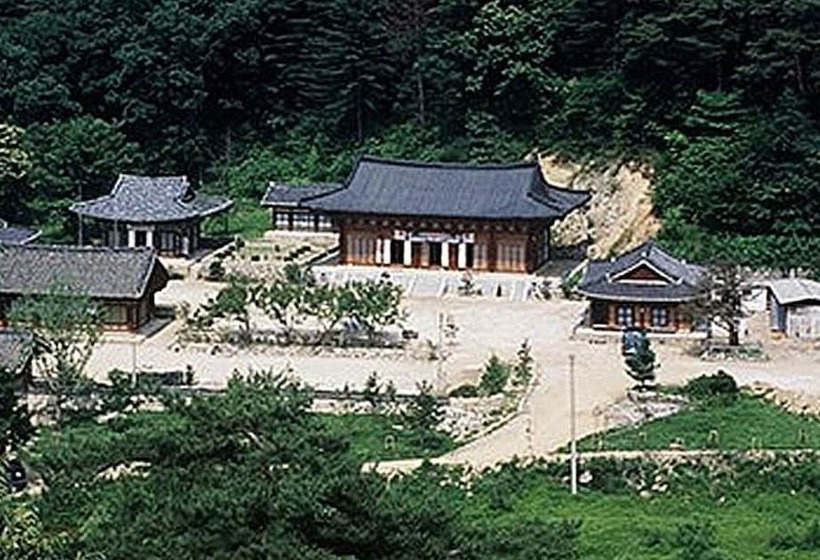 Hongcheon Oz Pension