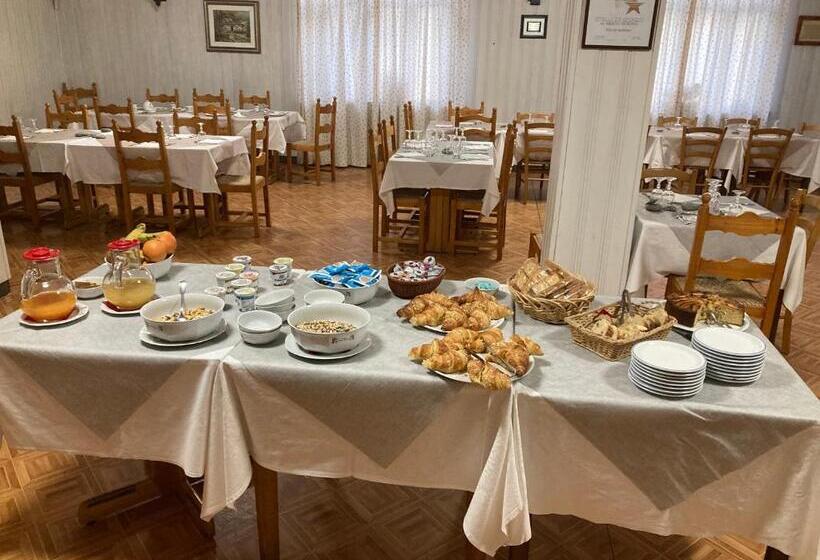 Hostal Beau Sejour