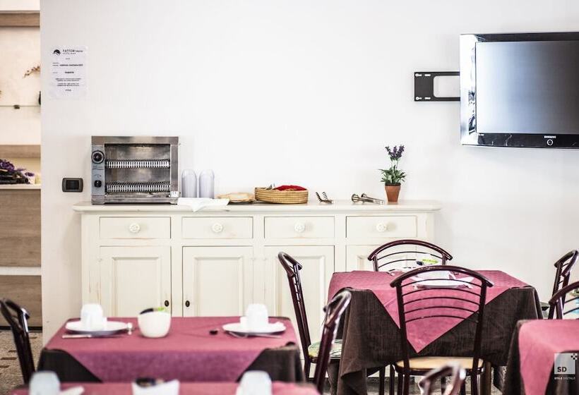 مسافرخانه Fattori