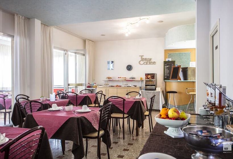 مسافرخانه Fattori