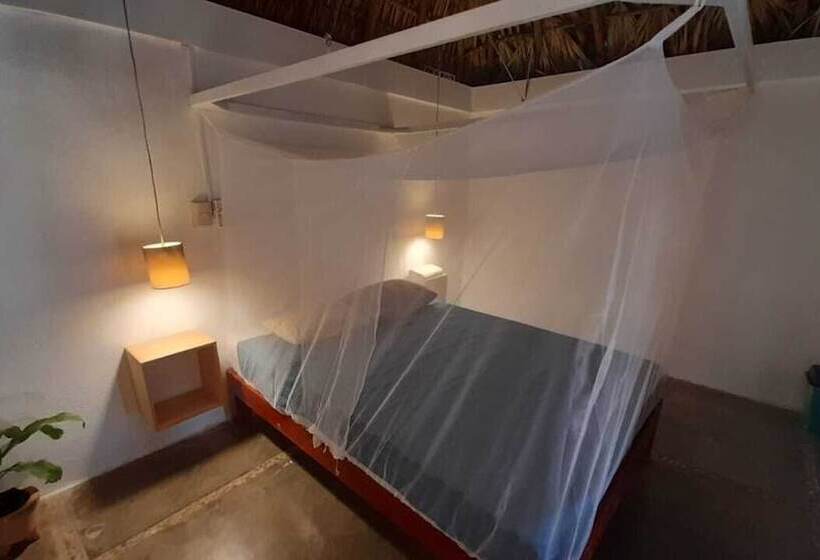 Hostal Punta Paraíso Cabañas