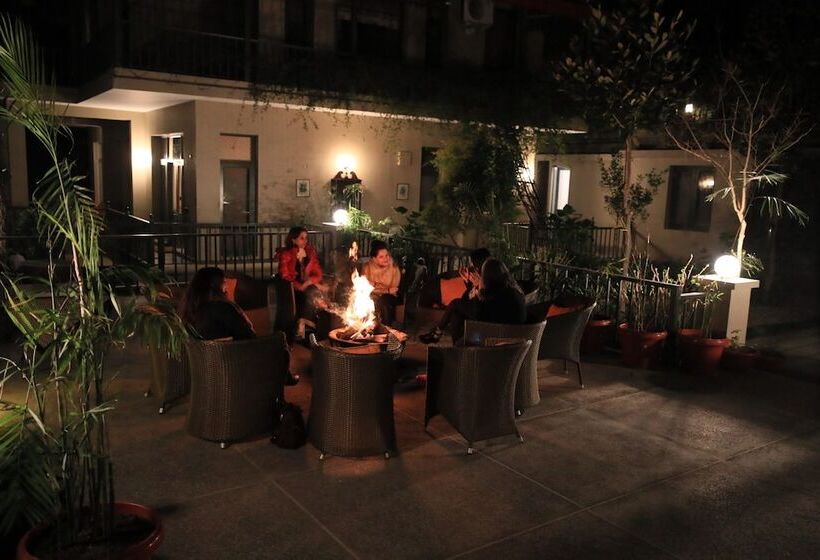 酒店 7 Pines Kasauli