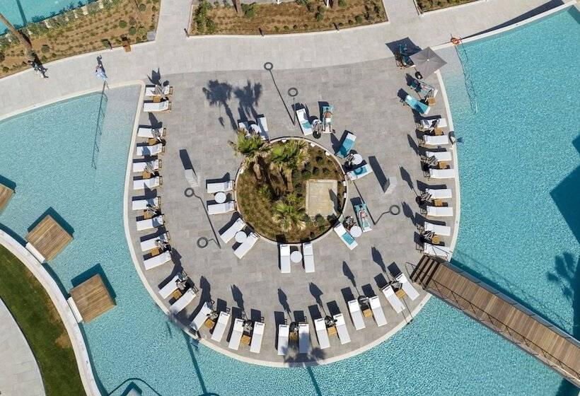 Отель Amira Luxury Resort & Spa Adults Only