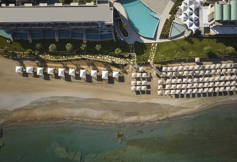 Отель Amira Luxury Resort & Spa Adults Only