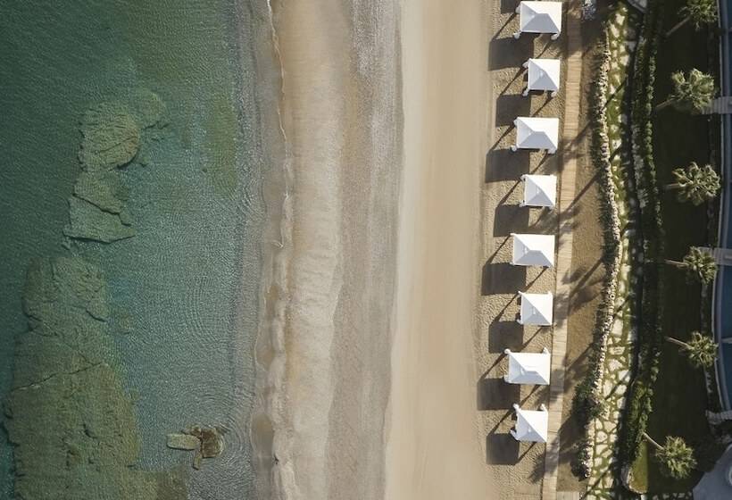 Отель Amira Luxury Resort & Spa Adults Only