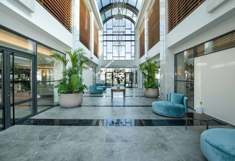 Отель Amira Luxury Resort & Spa Adults Only