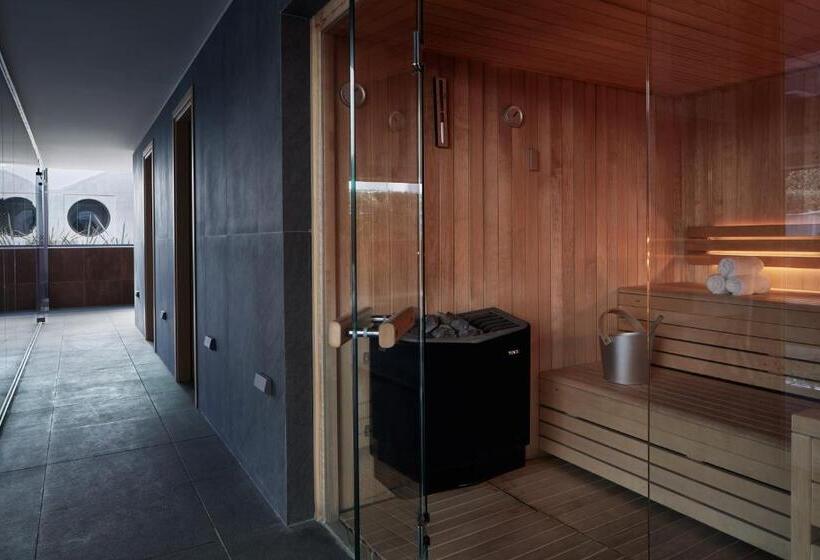 Отель Amira Luxury Resort & Spa Adults Only