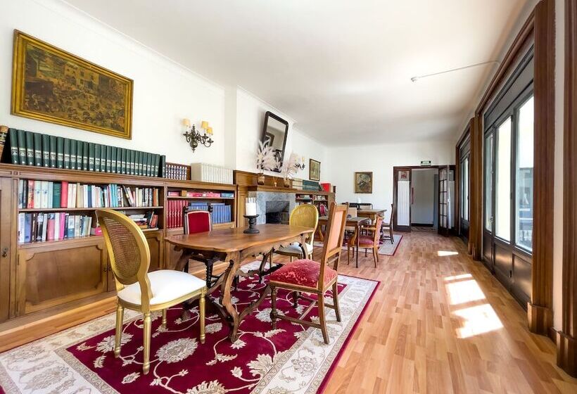 בית מלון כפרי Angelats