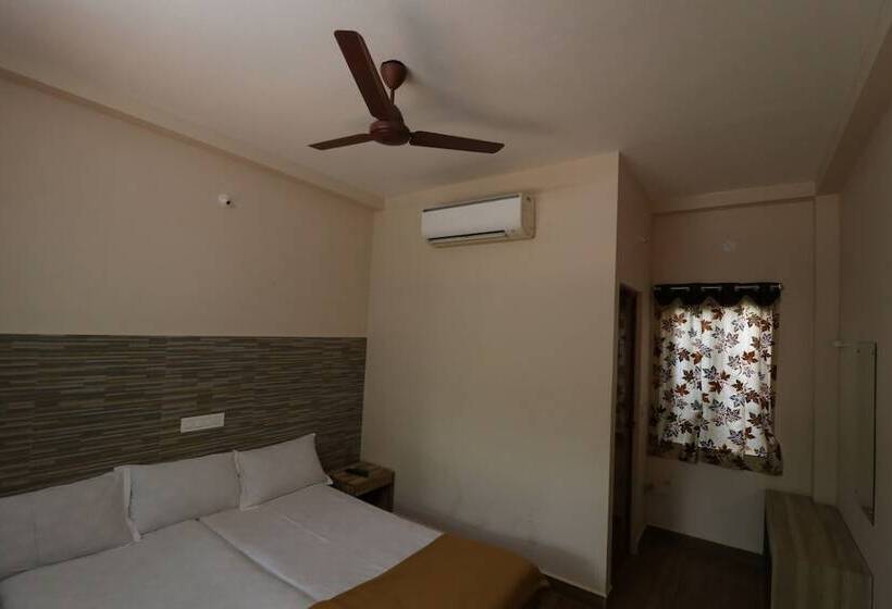 בית מלון כפרי Auro Farms