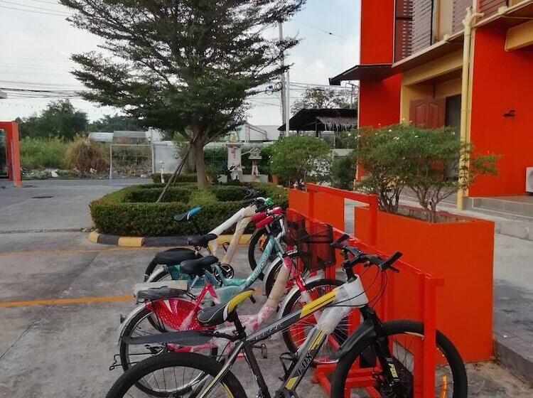 Отель Bangkok Grand Resort