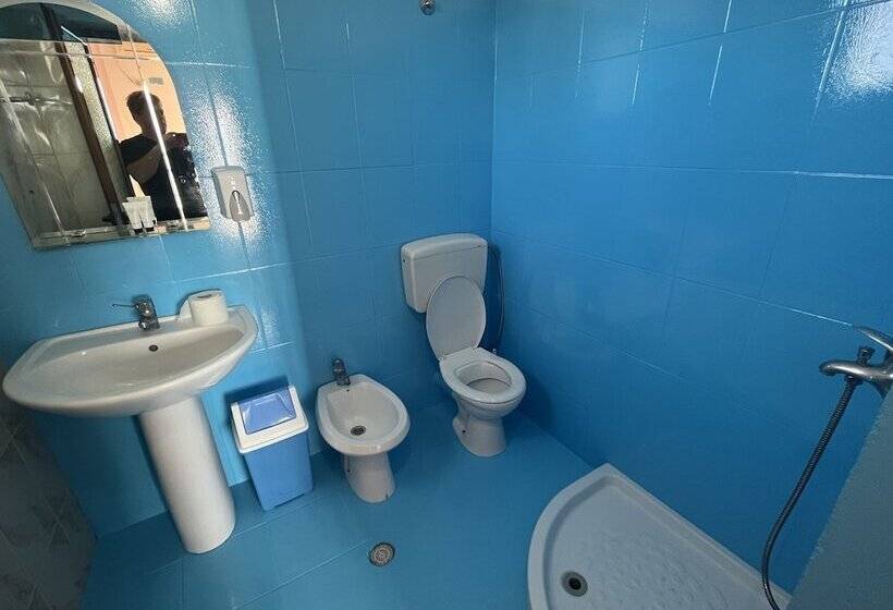 בית מלון כפרי Blue Holiday