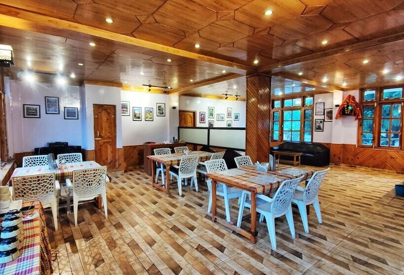 فندق Celebriti By Aransh Group