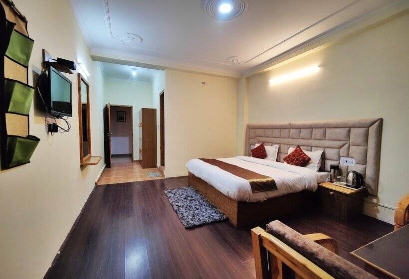 فندق Celebriti By Aransh Group