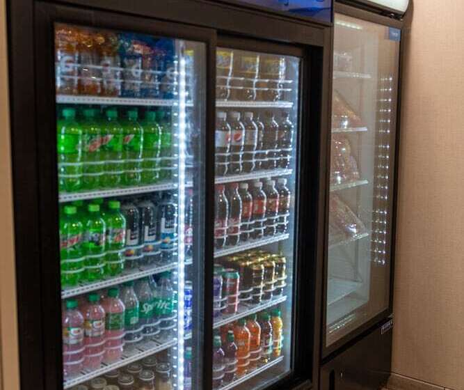 فندق Cobblestone Inn & Suites  Springfield