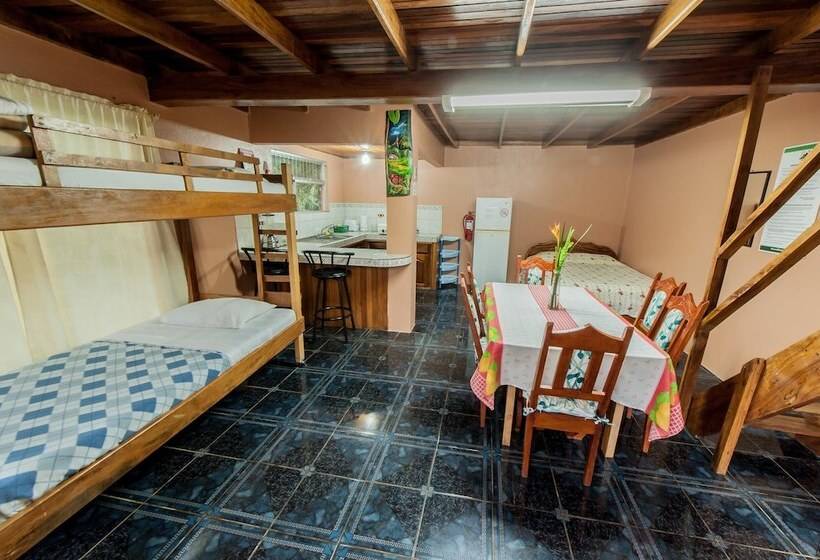 ホテル De Cabañas Valle Campanas