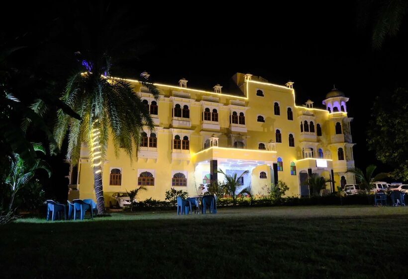 فندق Doongar Fort Gurukripa Hilltop Resorts