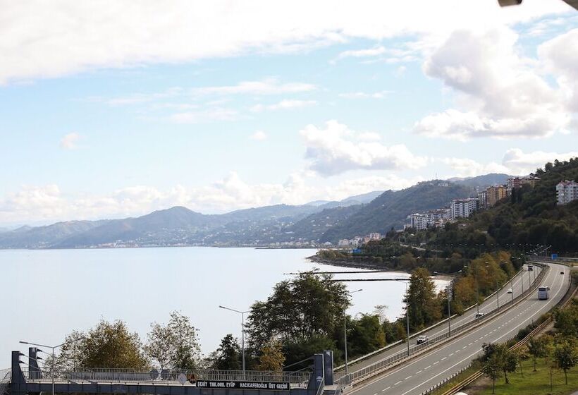 فندق şehrar Suit