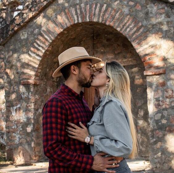 هتل Estancia La Hungria