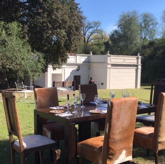 هتل Estancia La Hungria