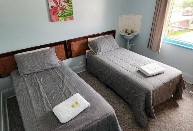 בית מלון כפרי Exchange