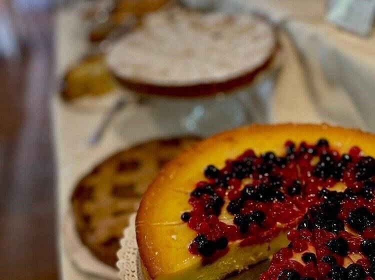 فندق Falcone