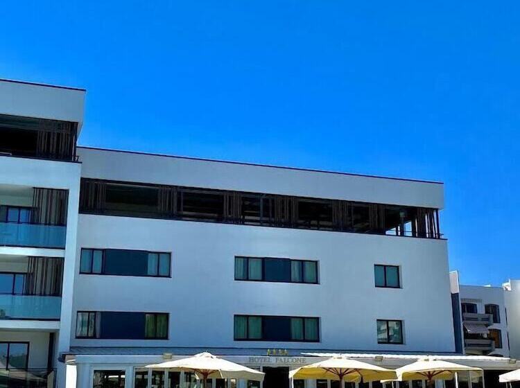 בית מלון כפרי Falcone