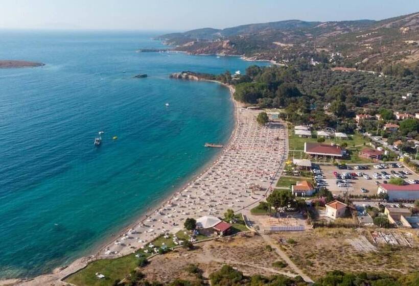 Отель Foga Beach Homes