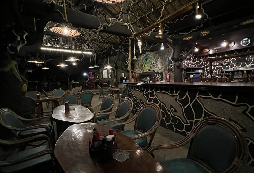 هتل Garden Of Eden Dive Resort