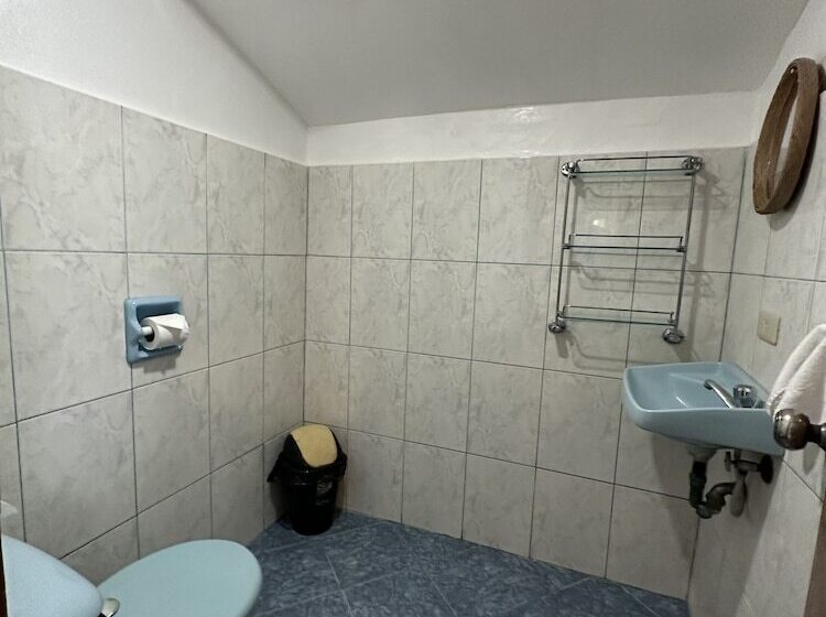 هتل Garden Of Eden Dive Resort