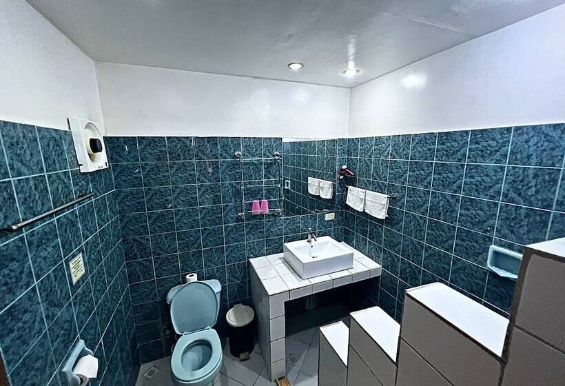 هتل Garden Of Eden Dive Resort