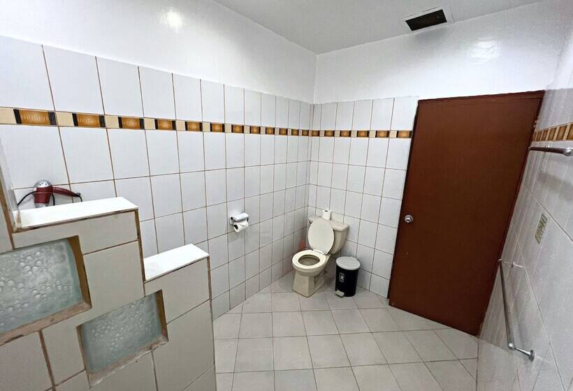 هتل Garden Of Eden Dive Resort