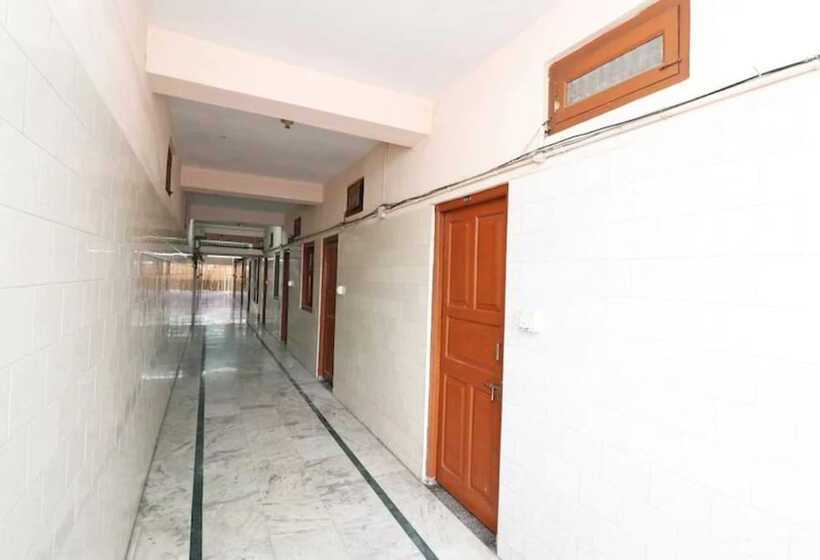 هتل Goroomgo Aashiyana Guwahati