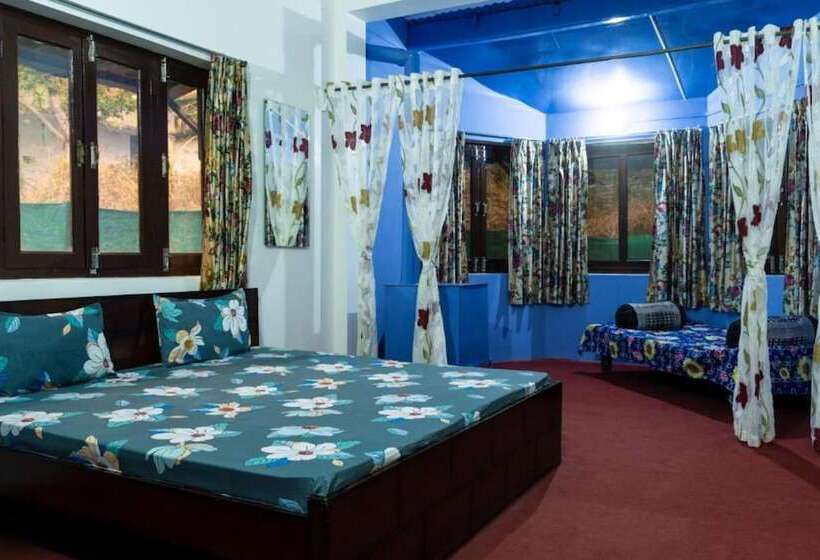 Отель Goroomgo Bloom Homestay Cafe Almora