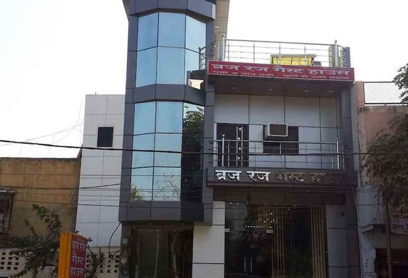 호텔 Goroomgo Brij Raj Guest House Mathura