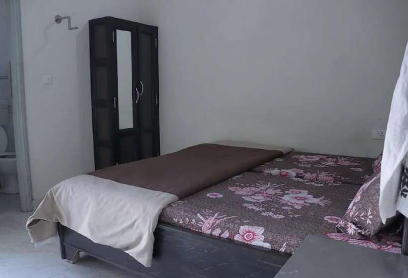 בית מלון כפרי Goroomgo Gayatri Kunj Rishikesh