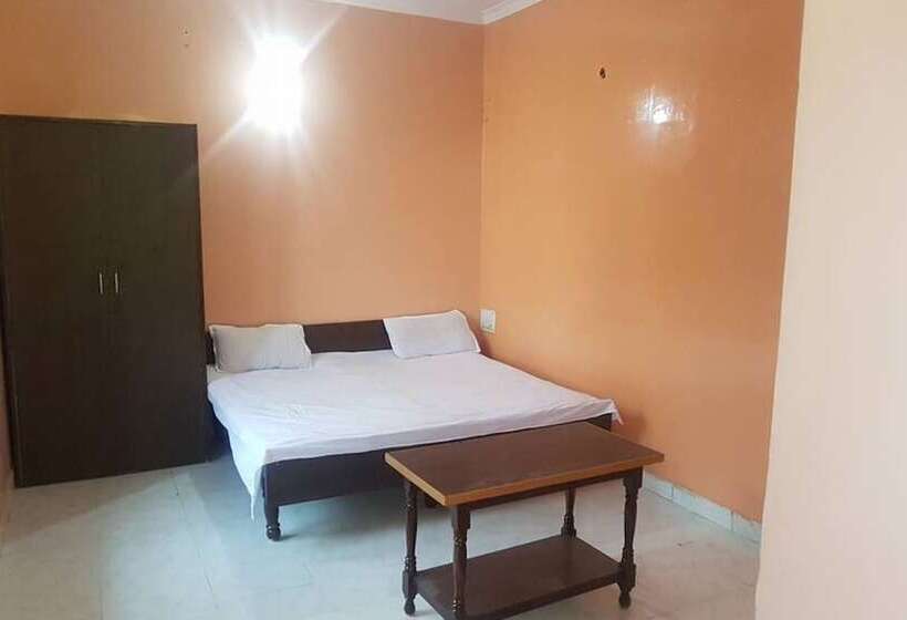 فندق Goroomgo Grt Inn Ambala