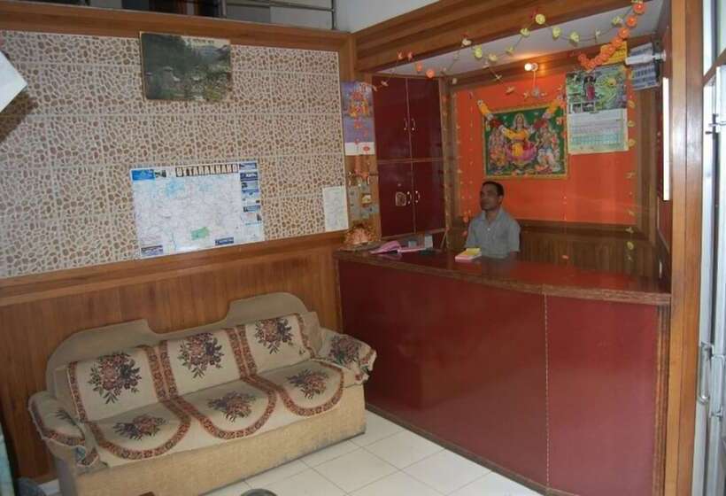 בית מלון כפרי Goroomgo Him Plaza Almora