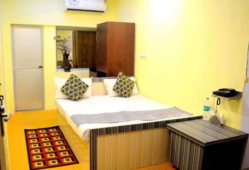 Отель Goroomgo Mayur Jabalpur