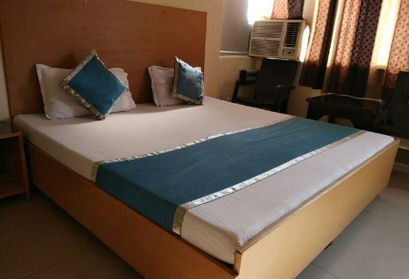 בית מלון כפרי Goroomgo Tourist Home Rishikesh