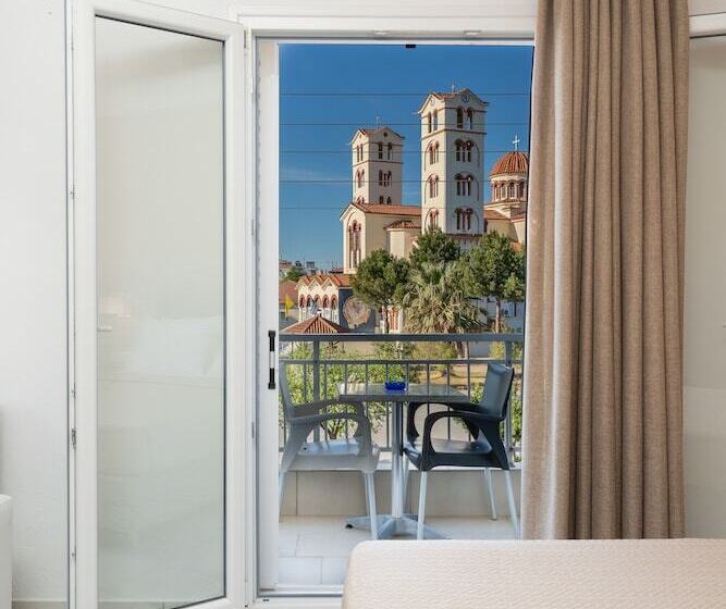 בית מלון כפרי Grekas