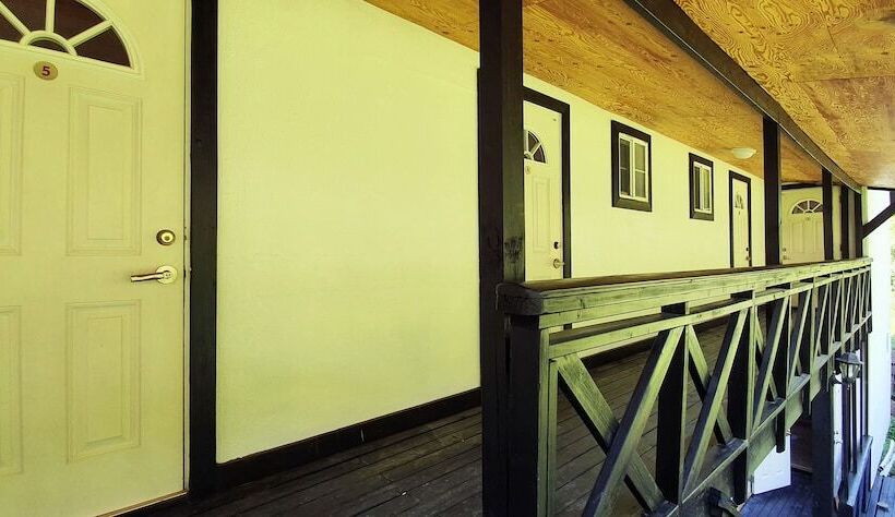 酒店 Jirisan Yeonriji Pension