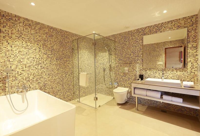 酒店 Justa Cliffend Resort & Spa Mashobra