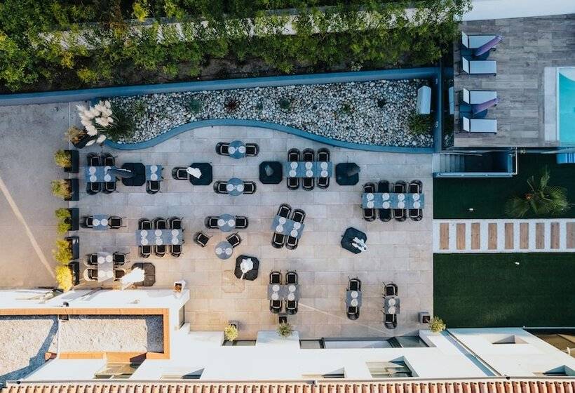 בית מלון כפרי Le Meez