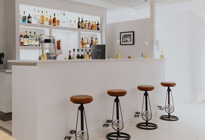 בית מלון כפרי Le Meez