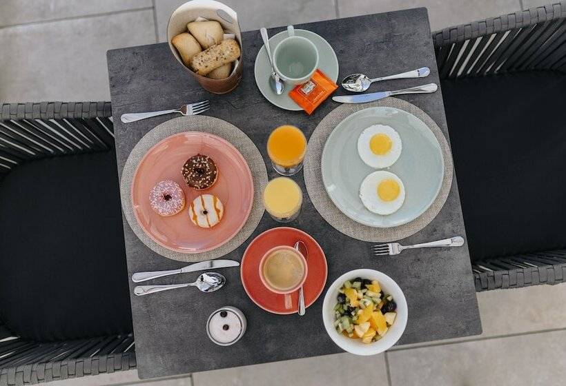 בית מלון כפרי Le Meez