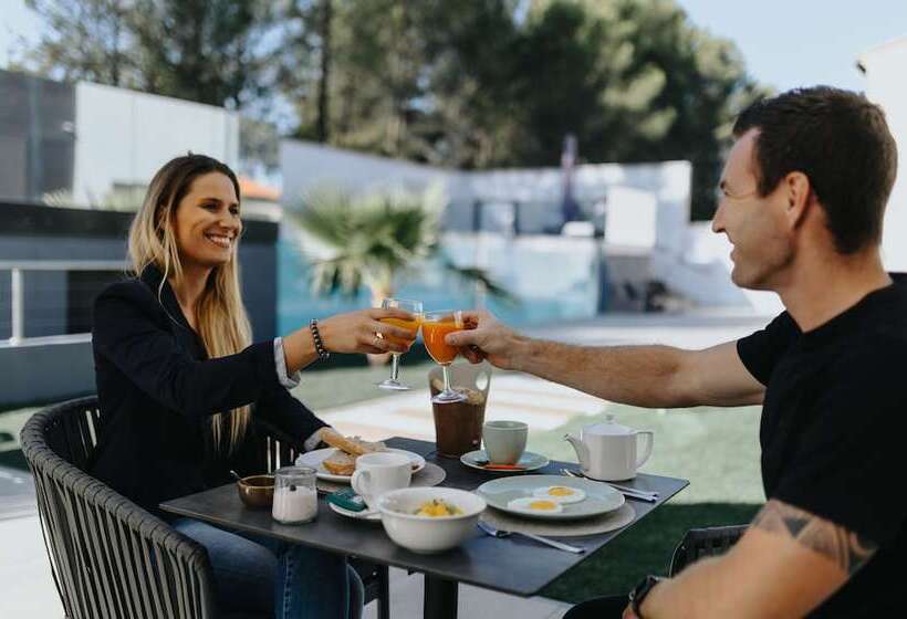 בית מלון כפרי Le Meez