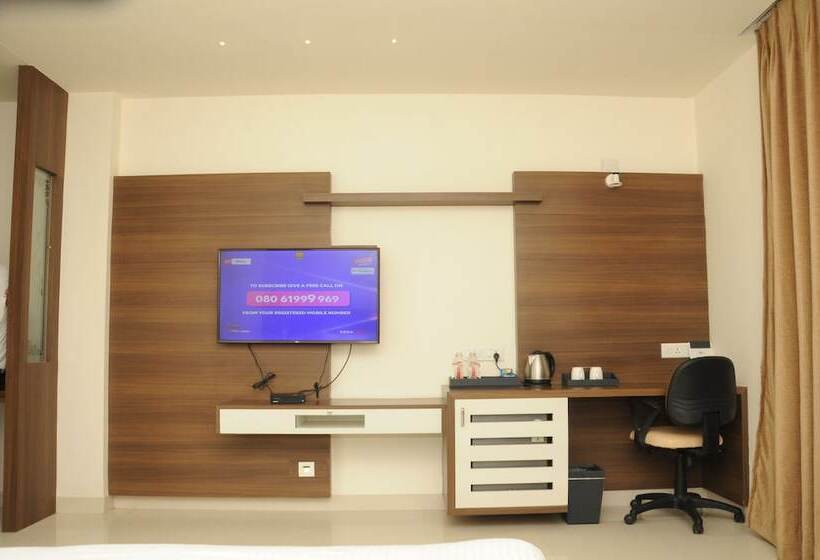 酒店 Madhuvan Suites By Blues