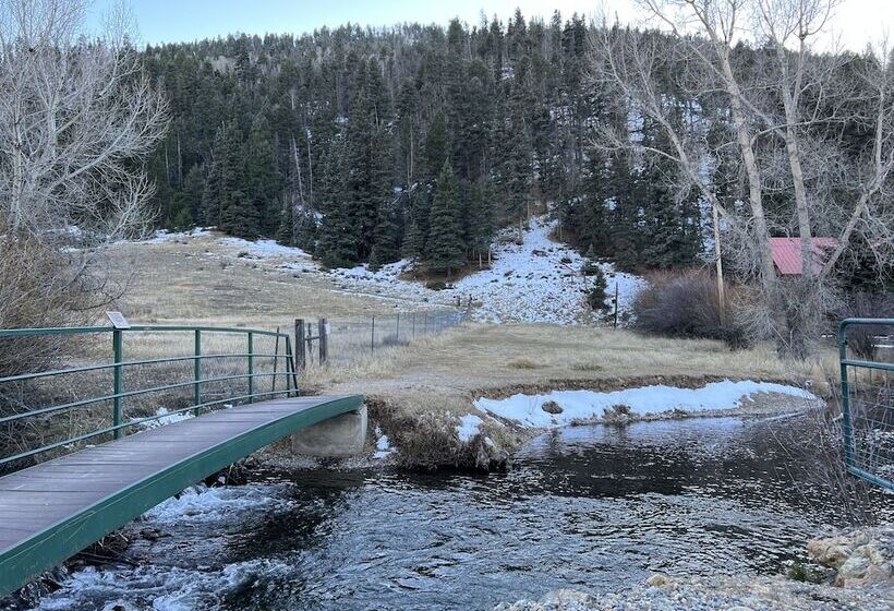 فندق Mountain View Lodge